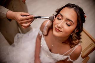 Rauâni Lima Makeup - 23