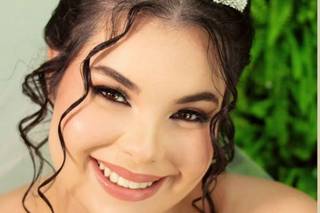 Débora Grazielle Makeup - 13