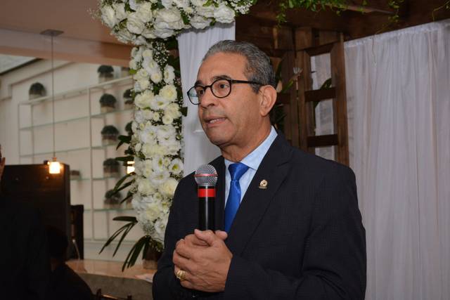 Celebrante e Juiz de Paz Francisco Martins 5