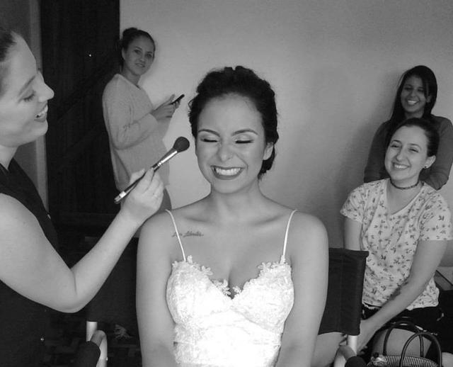 Camila Opieco Makeup Artist - 1