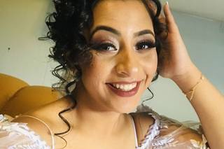 Andreina Oliveira - Maquiagem e Penteado - 30