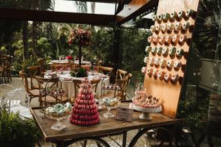 Home Dias Donuts - 16