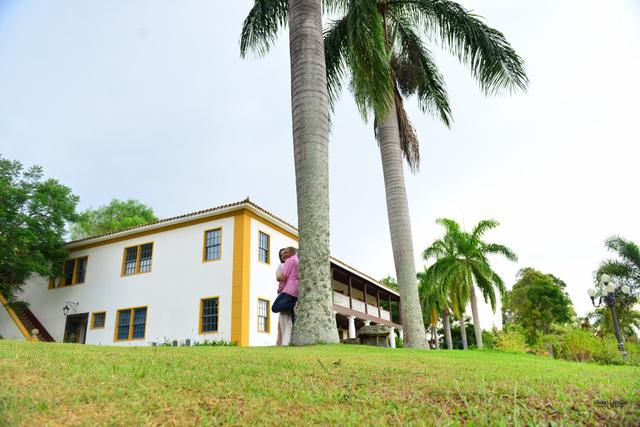 Vívian Lemos Photo Studio - 1