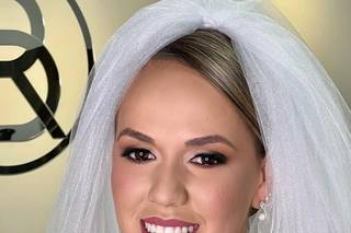 RB Studio - Cabelo & Maquiagem - 6