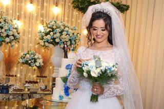 Carolina Fernandes Maquiagem e Penteado - 14