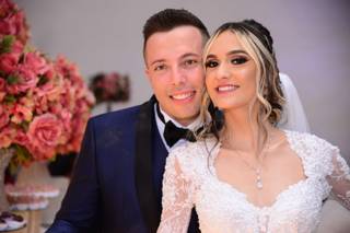 Espaço Alyne Fiori - Cabelo e Estética - 16