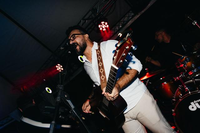 Banda Éramos6 - 1