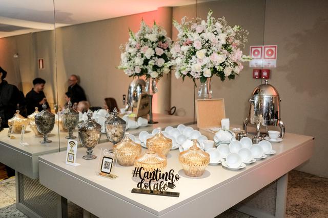 Miriam Rios Buffet - 1