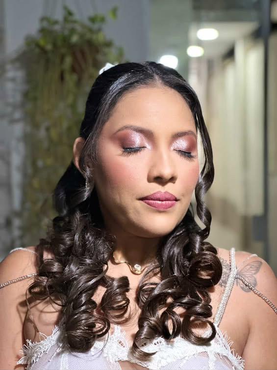 Isis Cardoso Make up & Hair - 1