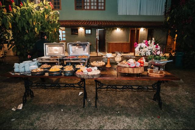 Clara's Kitchen Buffet - 3