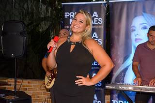 Cantora Priscila Moraes - 13