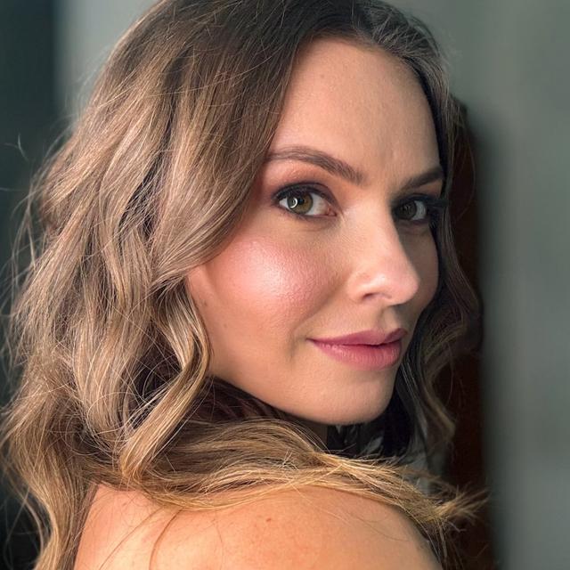 Ateliê Chikita Bakana Maquiagem e Penteado - 1