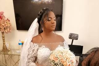 Nívea Rodrigues Maquiagem e Penteado - 31