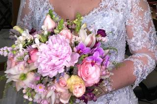 Gabriela Flores - 10