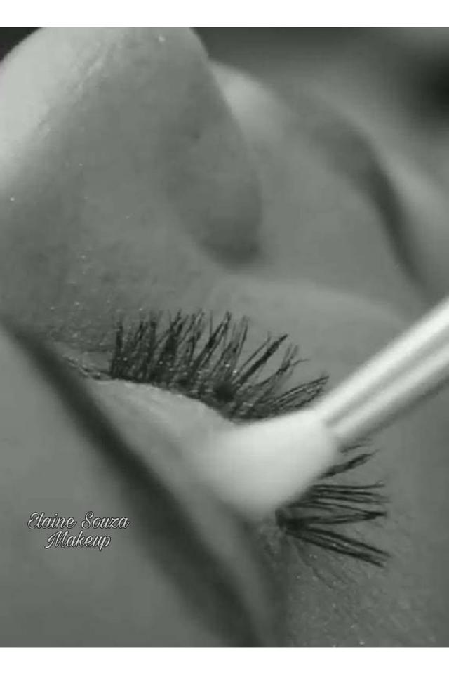 Elaine Souza Maquiadora - 2