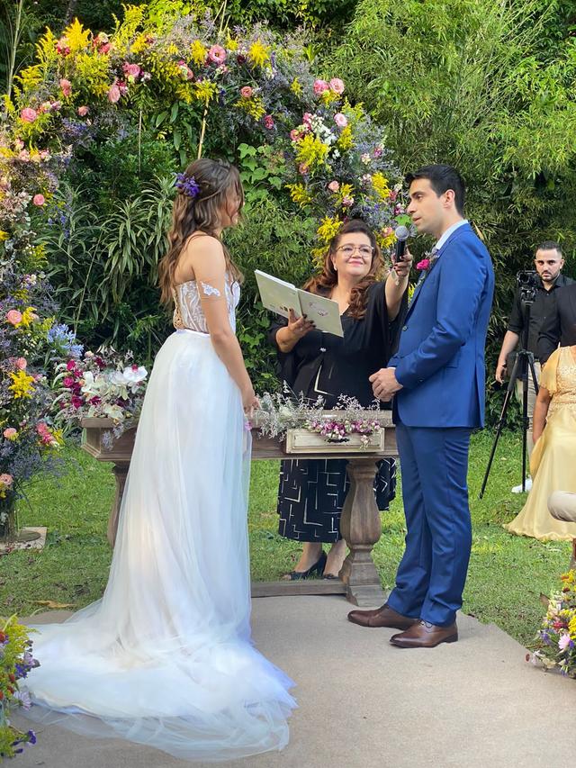 Luci Felippe Celebrante - 2