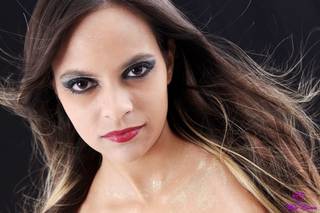 Mila Castro Make Up - 1
