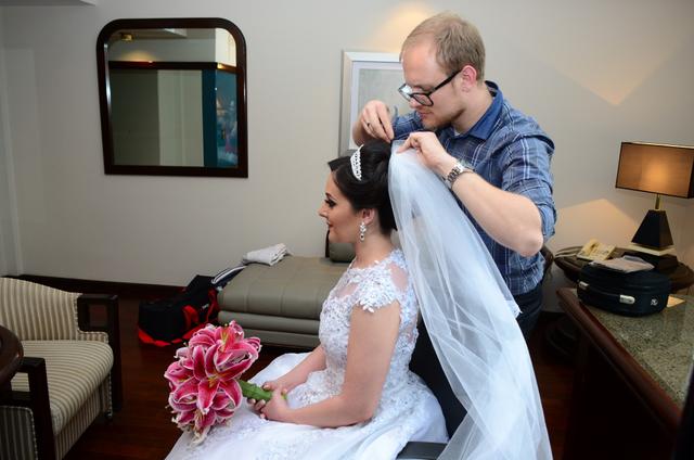 Julio Cesar Makeup & Hair - 4