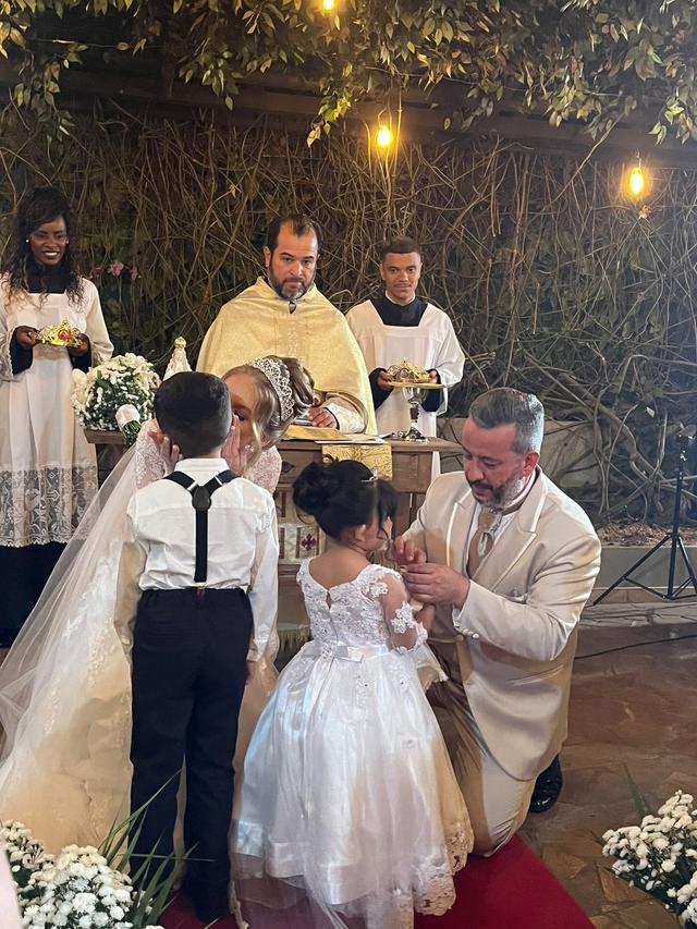Padre Alex Daniel da Silva - Celebrante - 2