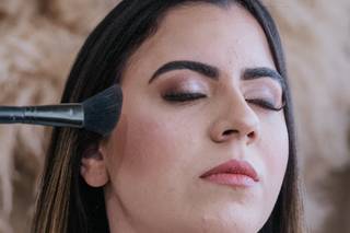 Andreina Oliveira - Maquiagem e Penteado - 10