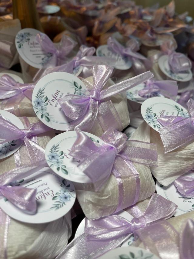 Surmonter Buffet - 2