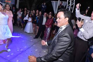 Studio Poster vídeo - 7