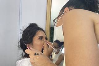 Edna Lourençone Maquiadora - 10
