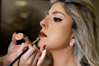 Pamella Sousa - Makeup Artist - 12