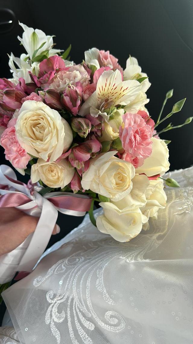 Tais Flores - 1