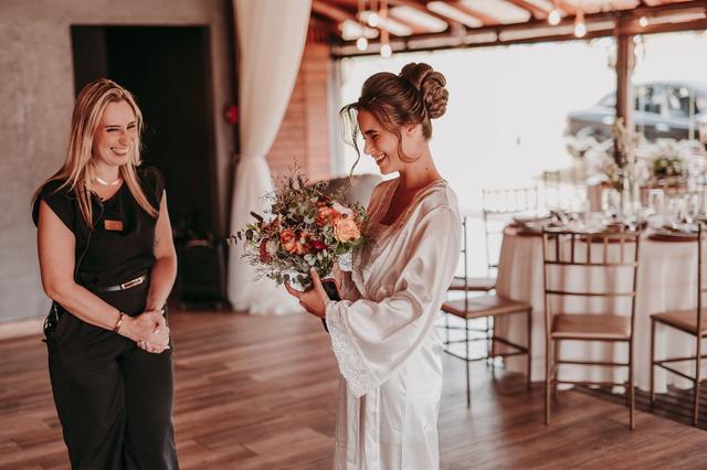 Viviani Assessoria e Cerimonial - 3