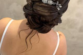 Camila Reis - Makeup & Hair Artist - 15