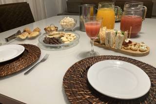 Leni Buffet - 3