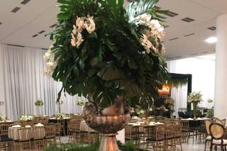 Laurinda Buffet - 6