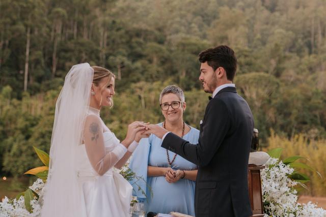 Fernanda Pradella - Especialista na Arte de Encantar - 4