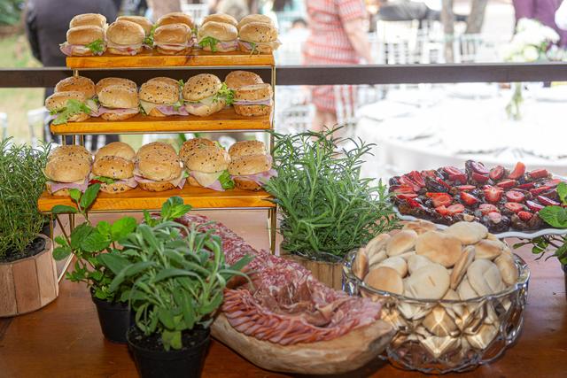 Stelamar Buffet - 1