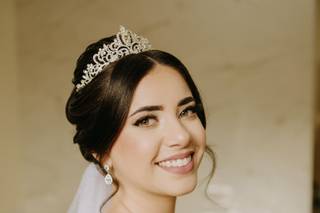 Andreina Oliveira - Maquiagem e Penteado - 17