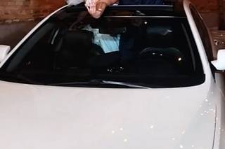 Eiffel Vip Car - 17