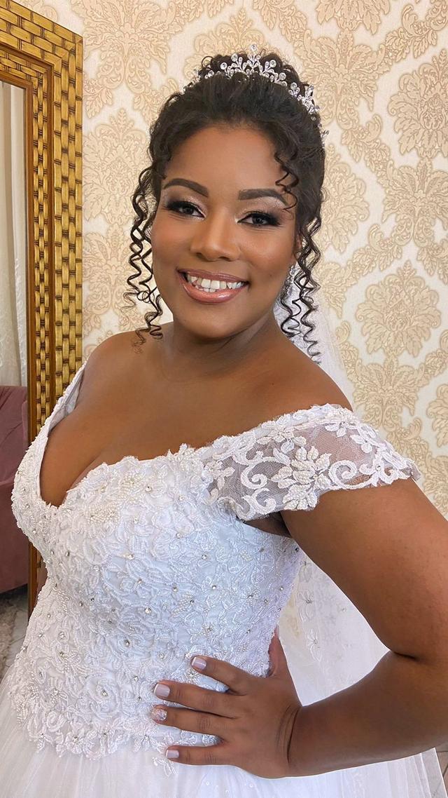 Dayane Siqueira Makeup Artist - 3