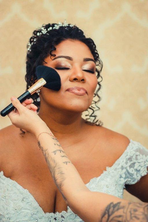 Dayane Siqueira Makeup Artist - 4