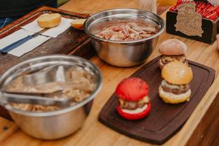 Mini Burger Feast - 6