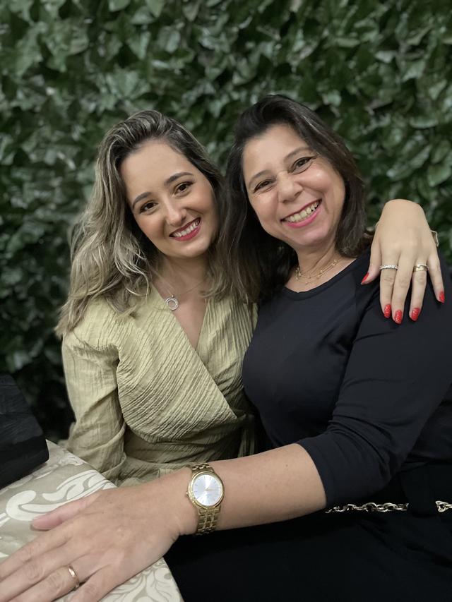 Uma Rosa Celebrante - 4