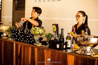 Hot Show Bar - 4
