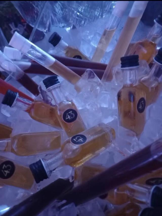 CR2 Drinks - 2