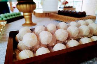 Mimu's Patisserie - 16