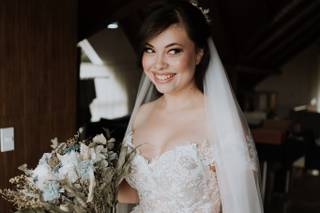 Caroline Cury Beauty Artist - 16