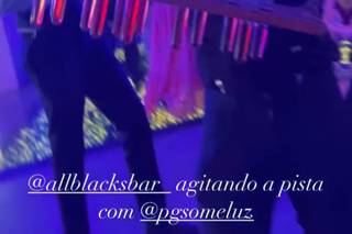 All Blacks Bar - 12