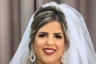 Espaço Alyne Fiori - Cabelo e Estética - 15