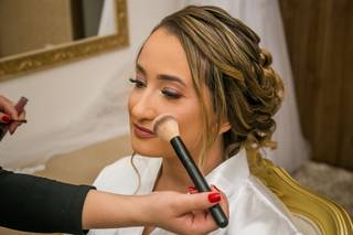 Ateliê Viviane Calian Make Up & Art - 14