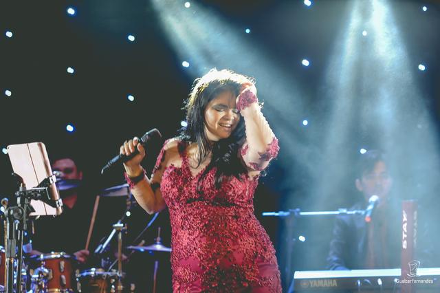 Elisângela e Junior Banda - 2