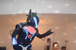 Trzaion Robô de LED - 1